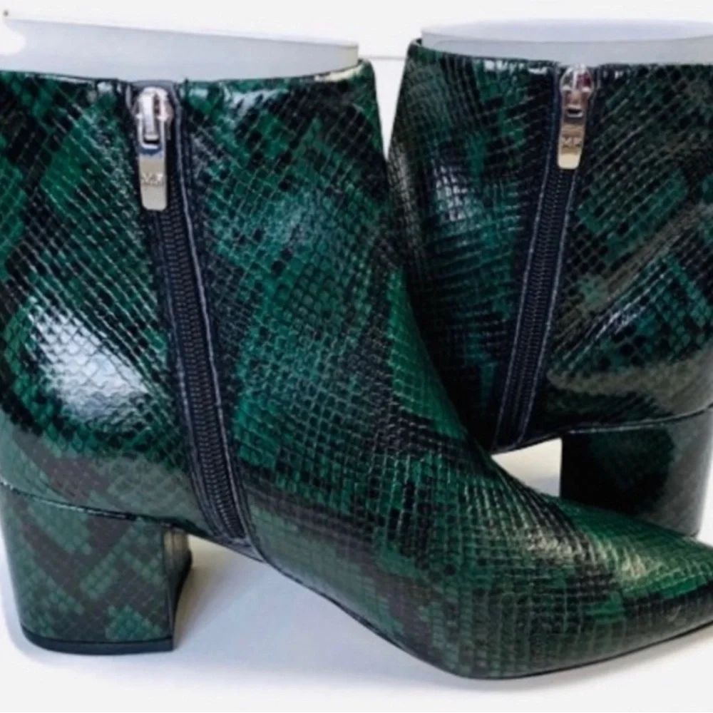 Marc Fisher Green & Black Jelly Booties Size 7 - Picture 5 of 8